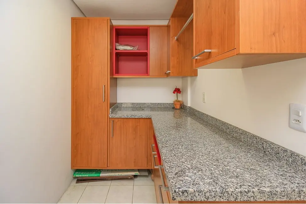 Foto 6 de Apartamento com 3 quartos à venda, 137m2 em Petrópolis, Porto Alegre - RS