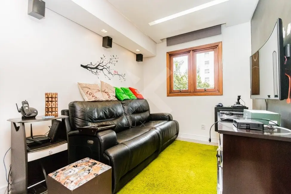 Foto 6 de Apartamento com 3 quartos à venda, 132m2 em Auxiliadora, Porto Alegre - RS