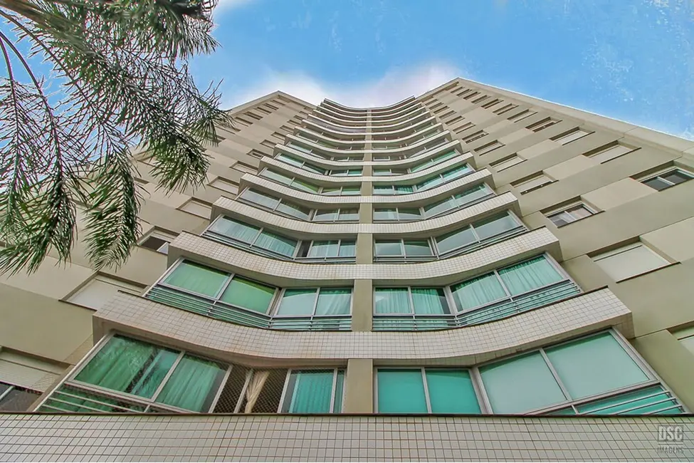 Apartamento com 2 quartos à venda, 80m2 em Menino Deus, Porto Alegre - RS - imagem 1 Foto 1 de Apartamento com 2 quartos à venda, 80m2 em Menino Deus, Porto Alegre - RS
