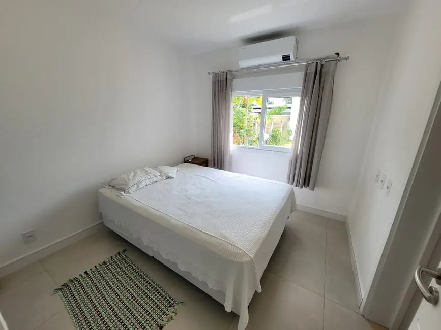 Foto 2 de Casa com 3 quartos à venda, 114m2 em Tramandai - RS