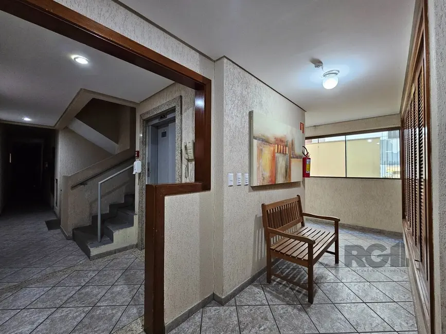 Foto 5 de Apartamento com 2 quartos à venda, 70m2 em Auxiliadora, Porto Alegre - RS