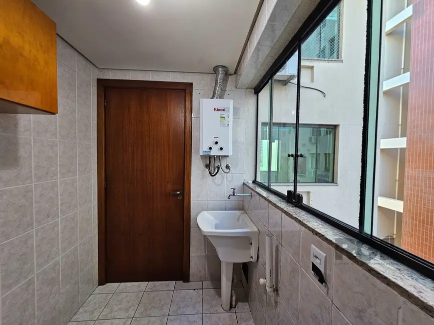 Foto 8 de Apartamento com 2 quartos à venda, 70m2 em Auxiliadora, Porto Alegre - RS