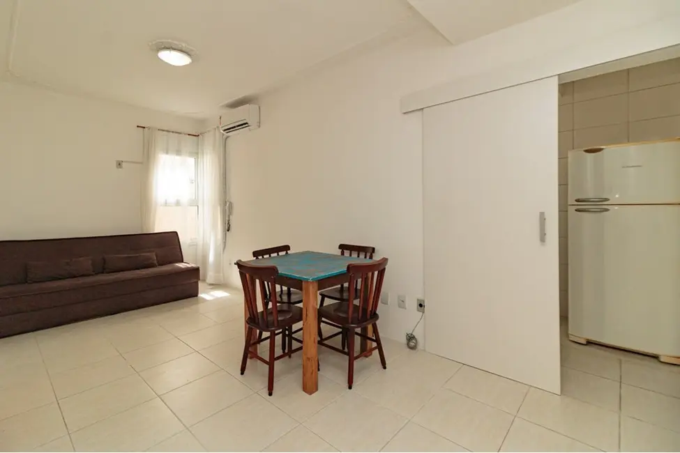 Foto 1 de Apartamento com 1 quarto à venda, 28m2 em Cidade Baixa, Porto Alegre - RS