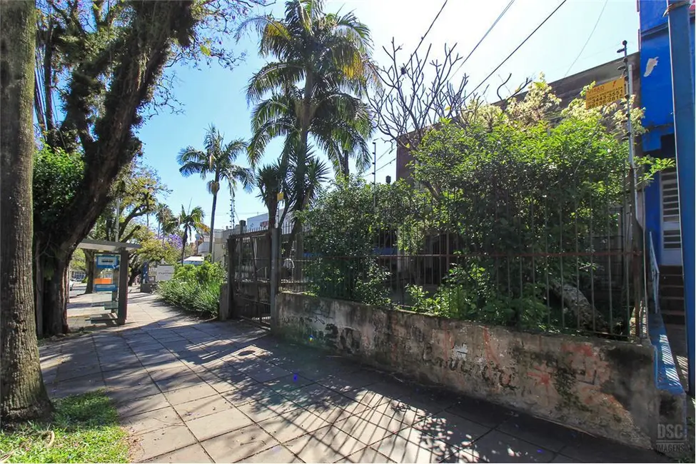 Casa com 3 quartos à venda, 179m2 em Petrópolis, Porto Alegre - RS - imagem 9 Foto 9 de Casa com 3 quartos à venda, 179m2 em Petrópolis, Porto Alegre - RS