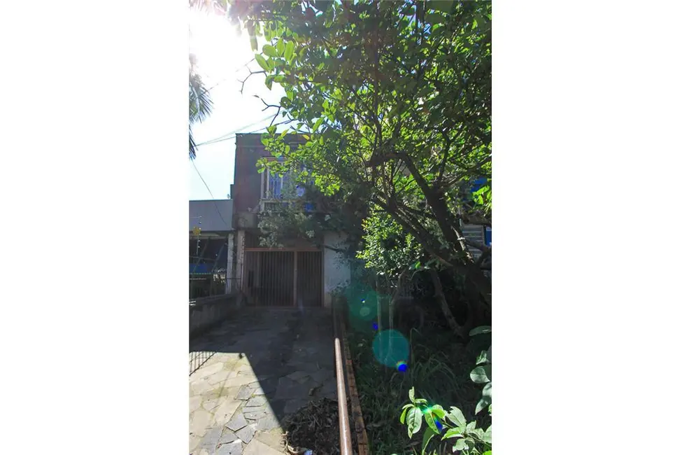 Casa com 3 quartos à venda, 179m2 em Petrópolis, Porto Alegre - RS - imagem 8 Foto 8 de Casa com 3 quartos à venda, 179m2 em Petrópolis, Porto Alegre - RS