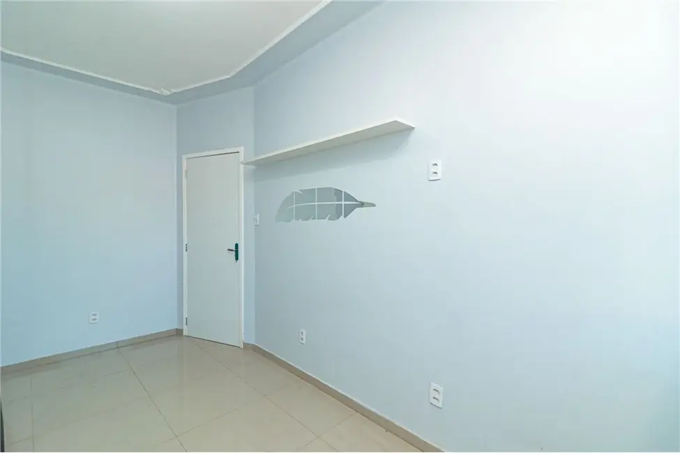 Apartamento com 2 quartos à venda, 68m2 em Centro Histórico, Porto Alegre - RS - imagem 9 Foto 9 de Apartamento com 2 quartos à venda, 68m2 em Centro Histórico, Porto Alegre - RS