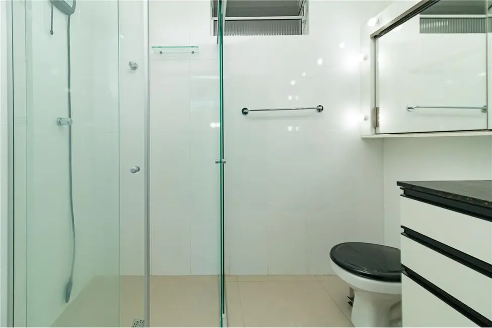 Apartamento com 2 quartos à venda, 68m2 em Centro Histórico, Porto Alegre - RS - imagem 5 Foto 5 de Apartamento com 2 quartos à venda, 68m2 em Centro Histórico, Porto Alegre - RS