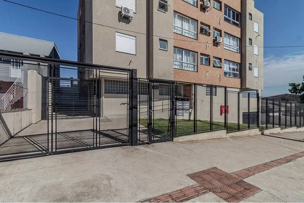 Foto 3 de Apartamento com 2 quartos à venda, 65m2 em Jardim São Pedro, Porto Alegre - RS