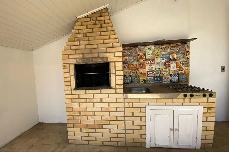 Casa com 3 quartos à venda, 72m2 em Estância Velha, Canoas - RS - imagem 3 Foto 3 de Casa com 3 quartos à venda, 72m2 em Estância Velha, Canoas - RS