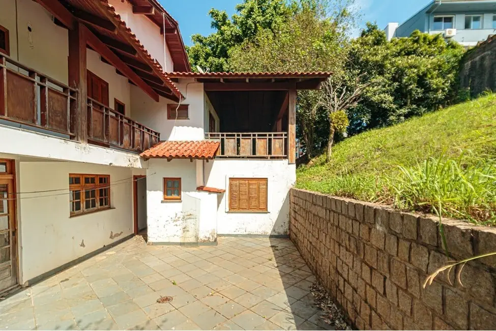 Casa com 3 quartos à venda, 380m2 em Rubem Berta, Porto Alegre - RS - imagem 3 Foto 3 de Casa com 3 quartos à venda, 380m2 em Rubem Berta, Porto Alegre - RS