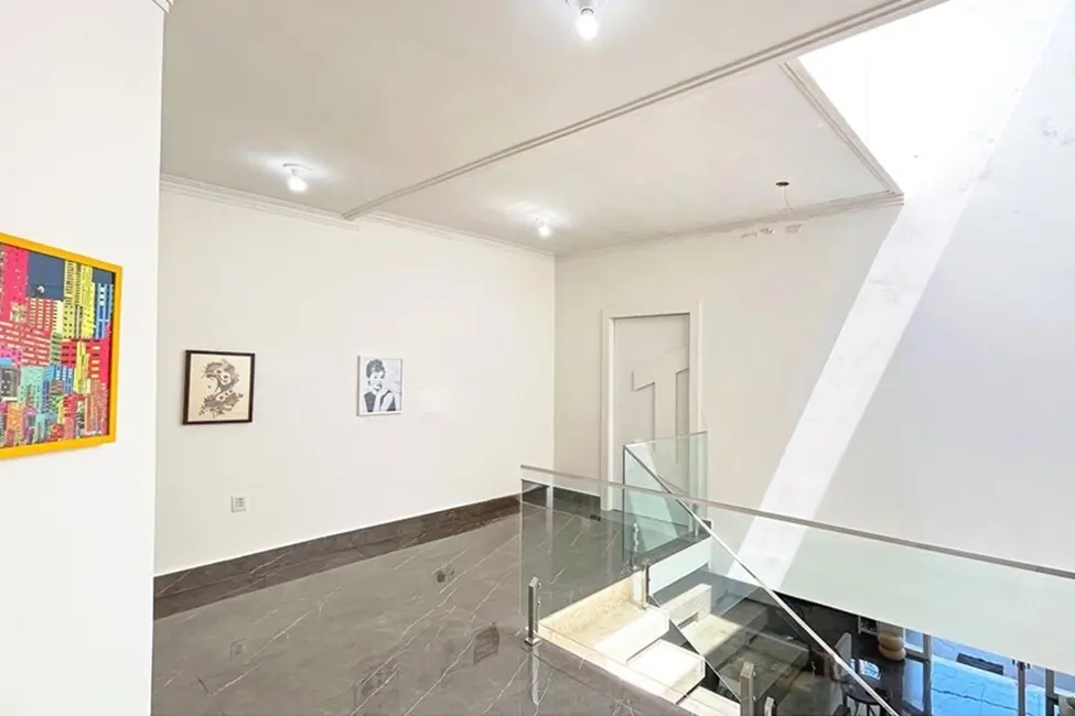 Casa com 2 quartos à venda, 170m2 em Hípica, Porto Alegre - RS - imagem 8 Foto 8 de Casa com 2 quartos à venda, 170m2 em Hípica, Porto Alegre - RS