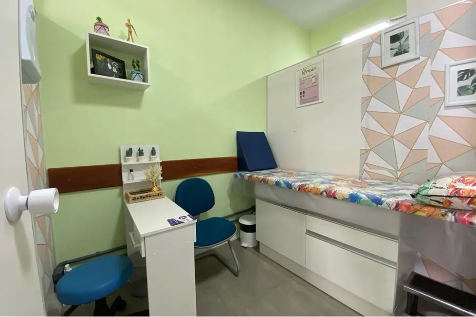 Sala Comercial à venda, 40m2 em Centro Histórico, Porto Alegre - RS - imagem 8 Foto 8 de Sala Comercial à venda, 40m2 em Centro Histórico, Porto Alegre - RS
