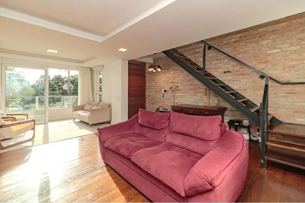 Foto 1 de Casa com 4 quartos à venda, 311m2 em Chácara das Pedras, Porto Alegre - RS