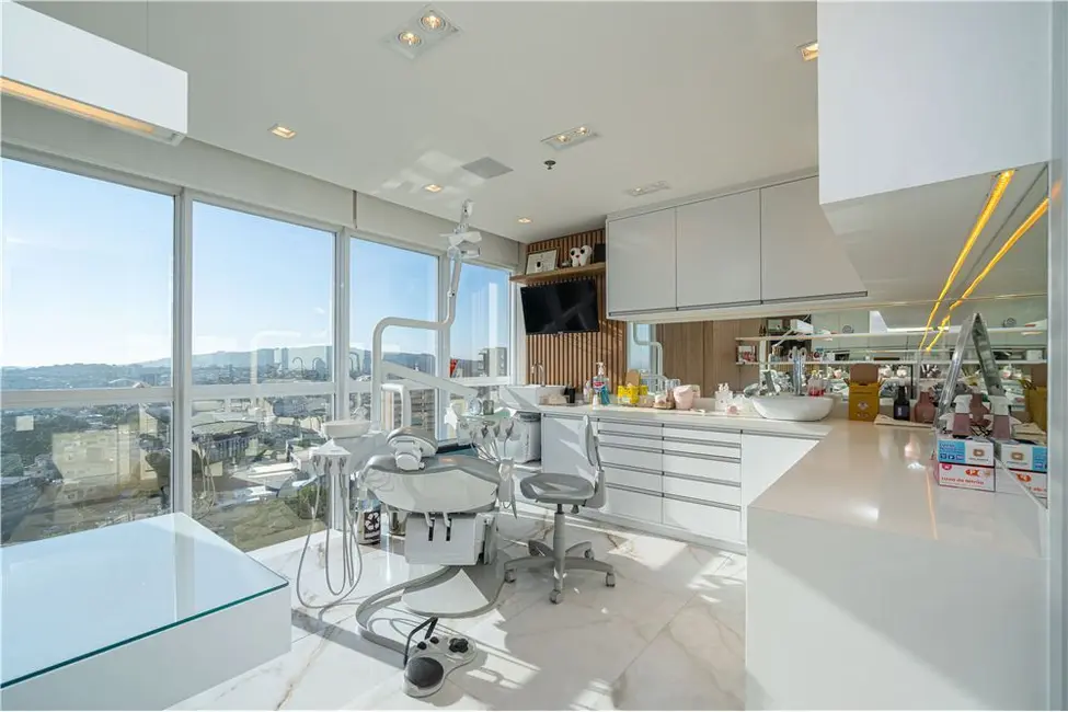 Foto 1 de Sala Comercial à venda, 35m2 em Petrópolis, Porto Alegre - RS