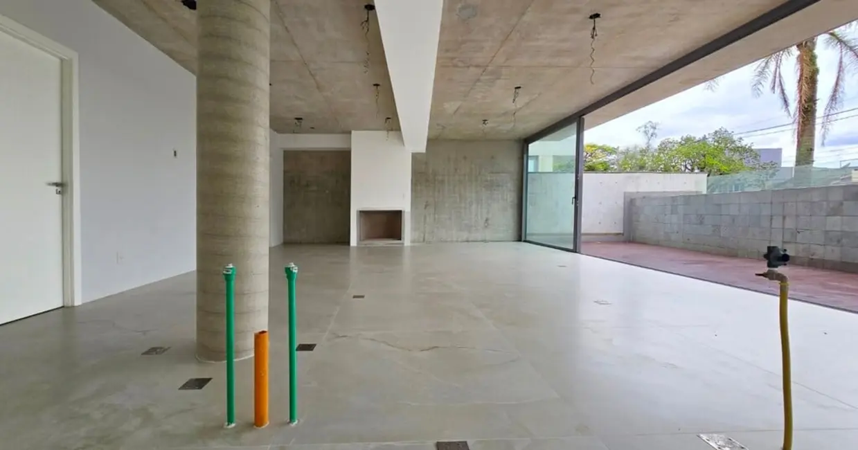 Apartamento com 3 quartos à venda, 374m2 em Três Figueiras, Porto Alegre - RS - imagem 6 Foto 6 de Apartamento com 3 quartos à venda, 374m2 em Três Figueiras, Porto Alegre - RS