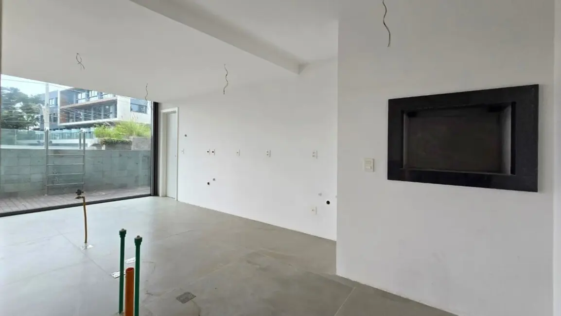 Apartamento com 3 quartos à venda, 374m2 em Três Figueiras, Porto Alegre - RS - imagem 5 Foto 5 de Apartamento com 3 quartos à venda, 374m2 em Três Figueiras, Porto Alegre - RS