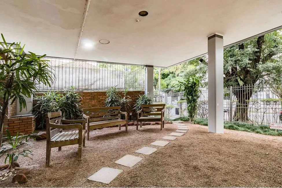 Foto 5 de Apartamento com 2 quartos à venda, 63m2 em Higienópolis, Porto Alegre - RS