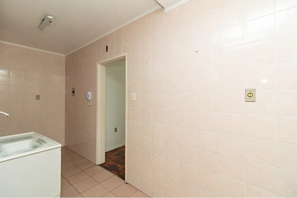 Foto 5 de Apartamento com 2 quartos à venda, 48m2 em Santa Maria Goretti, Porto Alegre - RS