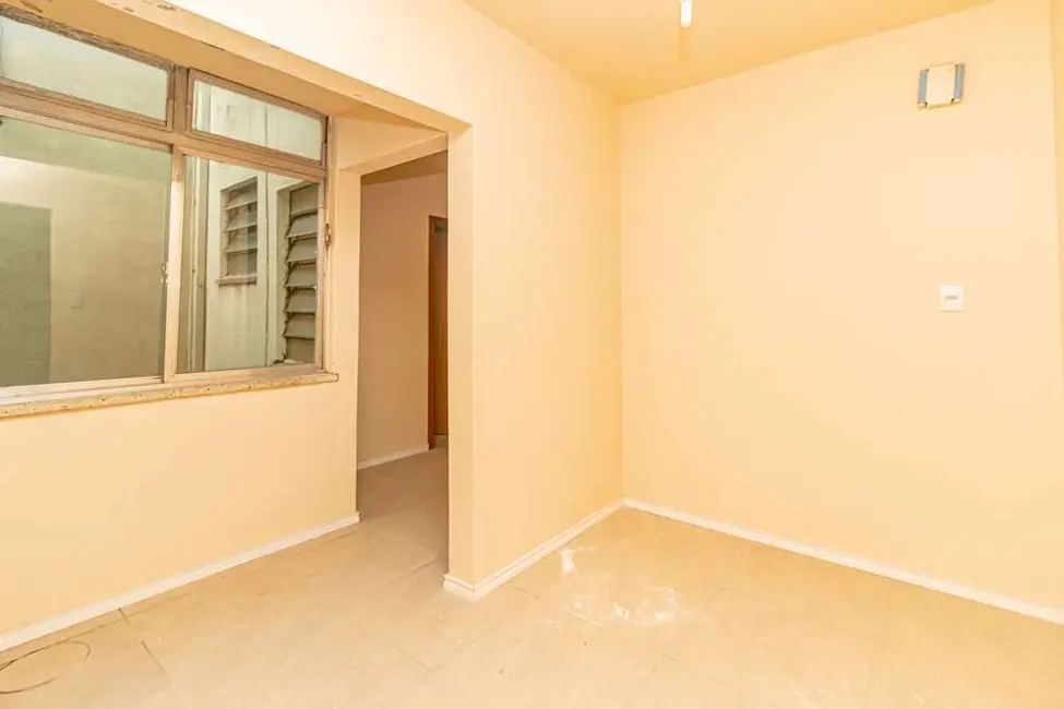 Foto 9 de Apartamento com 2 quartos à venda, 78m2 em Santana, Porto Alegre - RS