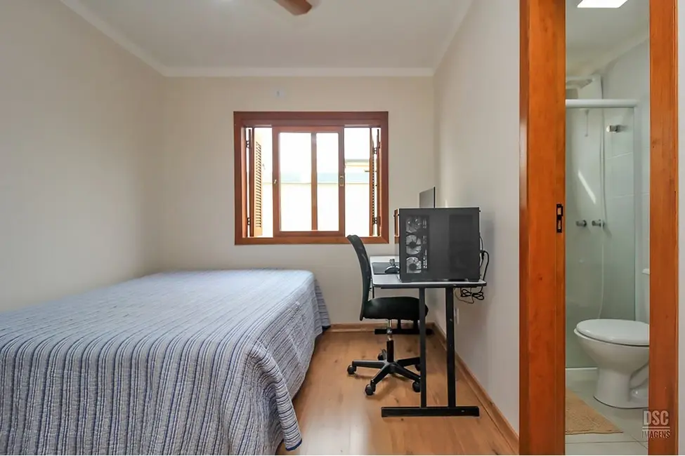 Foto 3 de Casa de Condomínio com 2 quartos à venda, 102m2 em Serraria, Porto Alegre - RS