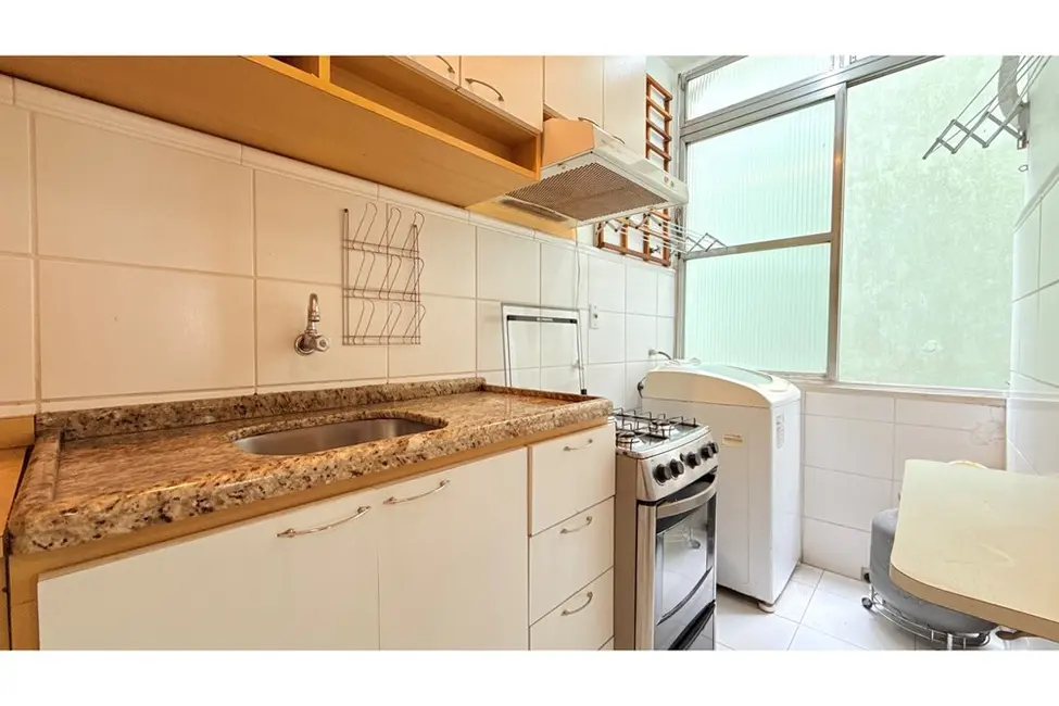 Apartamento com 2 quartos à venda, 49m2 em Centro Histórico, Porto Alegre - RS - imagem 8 Foto 8 de Apartamento com 2 quartos à venda, 49m2 em Centro Histórico, Porto Alegre - RS