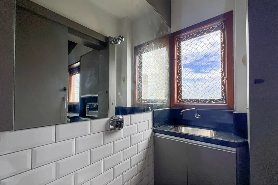 Foto 2 de Cobertura com 3 quartos à venda, 162m2 em Centro, Canoas - RS