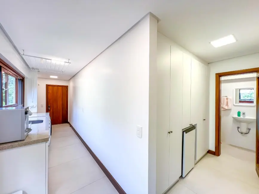 Apartamento com 3 quartos à venda, 195m2 em Auxiliadora, Porto Alegre - RS - imagem 2 Foto 2 de Apartamento com 3 quartos à venda, 195m2 em Auxiliadora, Porto Alegre - RS