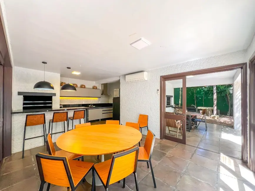 Apartamento com 3 quartos à venda, 195m2 em Auxiliadora, Porto Alegre - RS - imagem 4 Foto 4 de Apartamento com 3 quartos à venda, 195m2 em Auxiliadora, Porto Alegre - RS