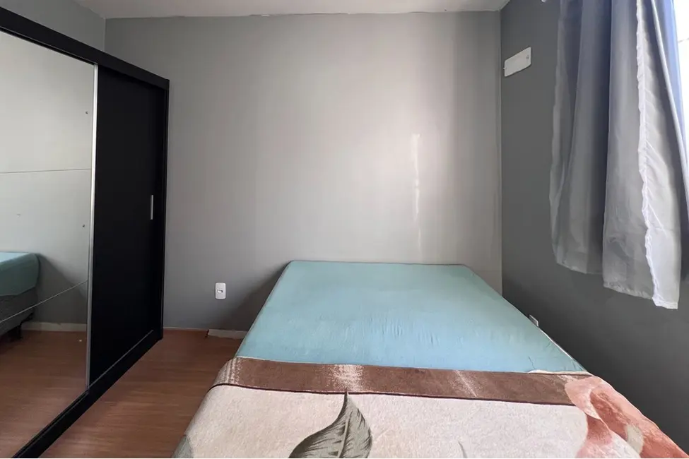 Foto 2 de Apartamento com 2 quartos à venda, 41m2 em Igara, Canoas - RS