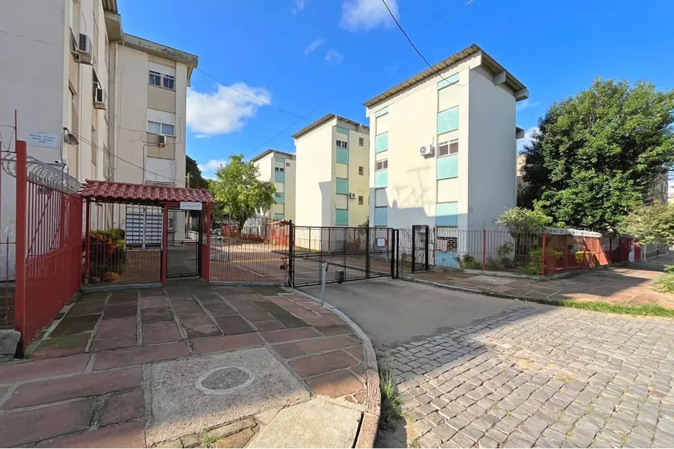 Foto 7 de Apartamento com 3 quartos à venda, 60m2 em Santo Antônio, Porto Alegre - RS