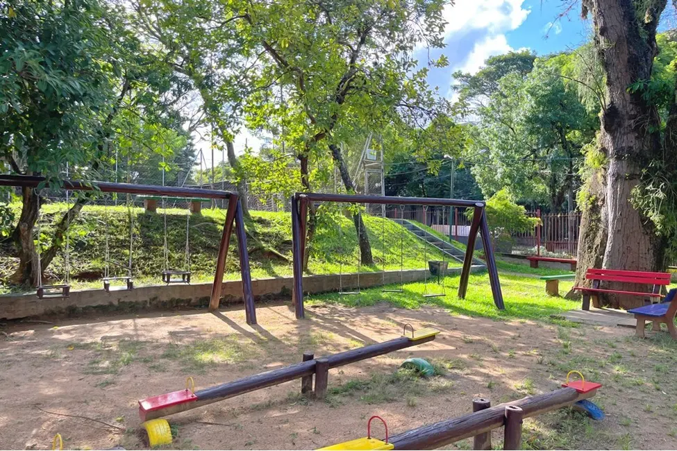 Foto 6 de Apartamento com 3 quartos à venda, 60m2 em Santo Antônio, Porto Alegre - RS