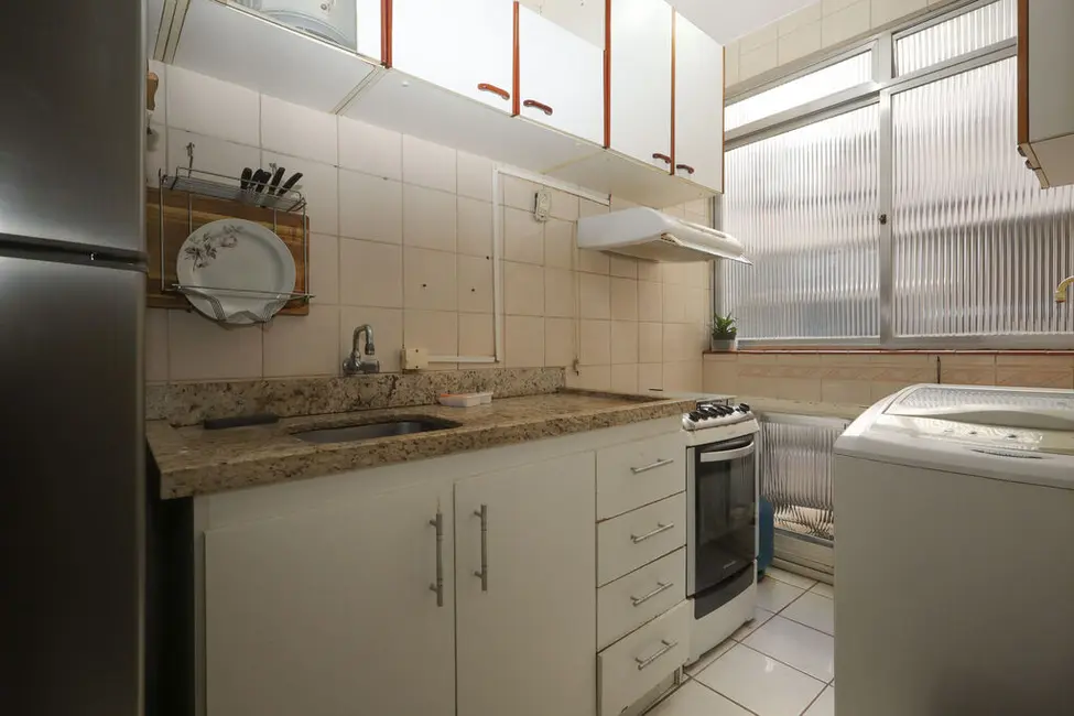 Foto 9 de Apartamento com 2 quartos à venda, 55m2 em Santo Antônio, Porto Alegre - RS