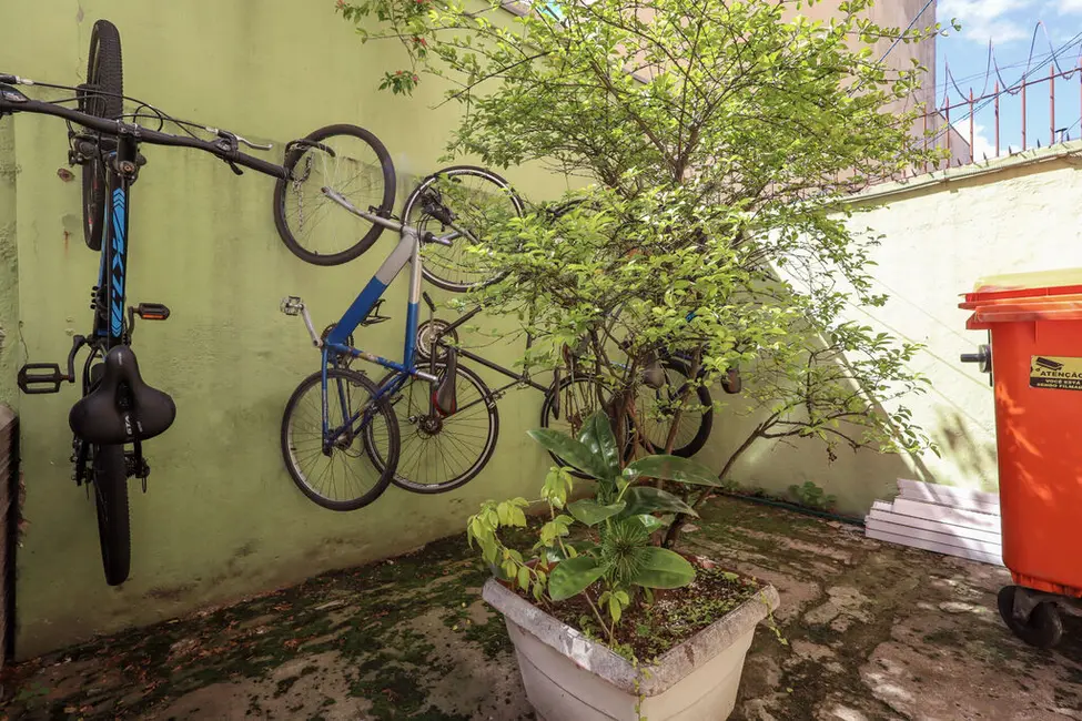 Foto 6 de Apartamento com 2 quartos à venda, 55m2 em Santo Antônio, Porto Alegre - RS