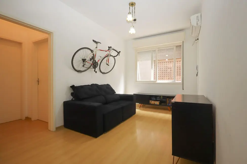 Foto 1 de Apartamento com 2 quartos à venda, 55m2 em Santo Antônio, Porto Alegre - RS