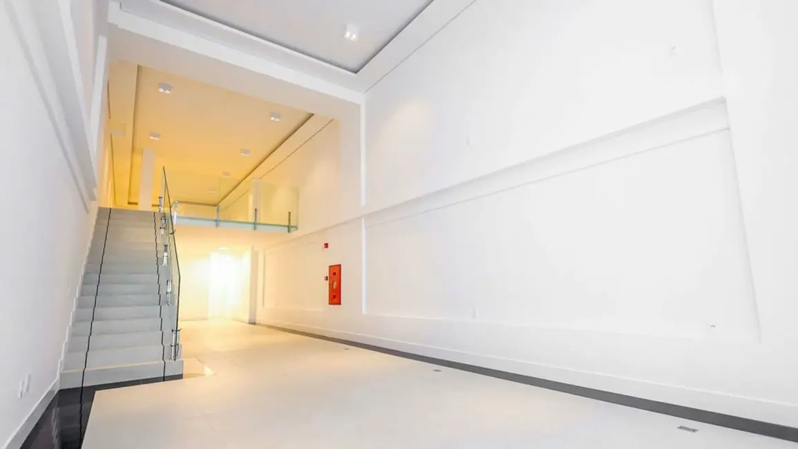 Foto 3 de Loja à venda, 170m2 em Centro, Balneario Camboriu - SC