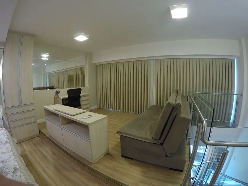 Apartamento com 1 quarto à venda, 79m2 em Centro Histórico, Porto Alegre - RS - imagem 2 Foto 2 de Apartamento com 1 quarto à venda, 79m2 em Centro Histórico, Porto Alegre - RS