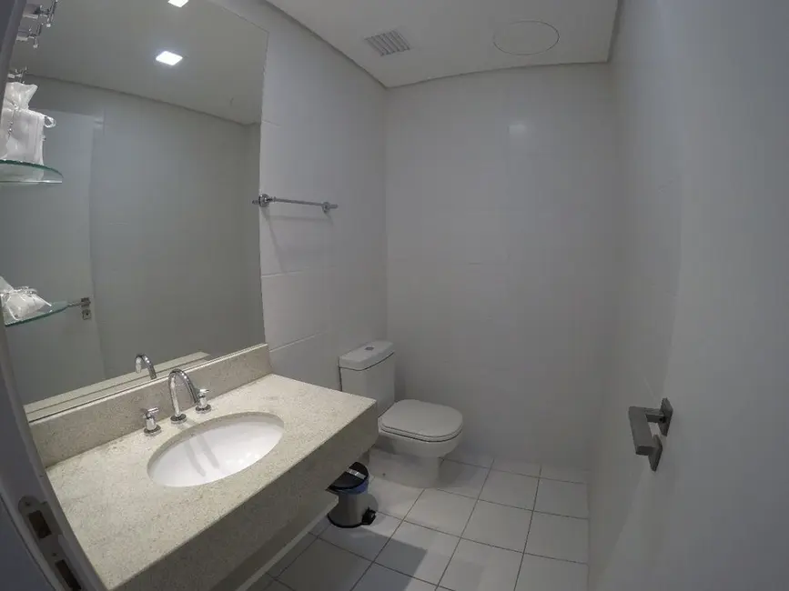 Apartamento com 1 quarto à venda, 79m2 em Centro Histórico, Porto Alegre - RS - imagem 6 Foto 6 de Apartamento com 1 quarto à venda, 79m2 em Centro Histórico, Porto Alegre - RS