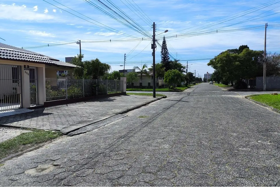 Casa com 3 quartos à venda, 360m2 em Mato Alto, Ararangua - SC - imagem 4 Foto 4 de Casa com 3 quartos à venda, 360m2 em Mato Alto, Ararangua - SC