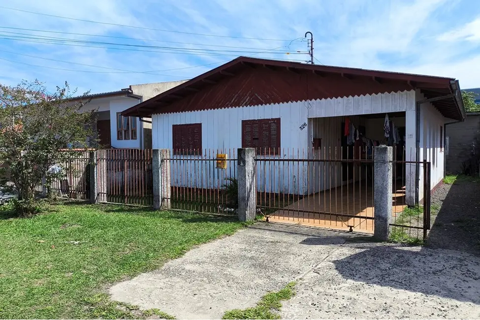 Casa com 3 quartos à venda, 360m2 em Mato Alto, Ararangua - SC - imagem 1 Foto 1 de Casa com 3 quartos à venda, 360m2 em Mato Alto, Ararangua - SC