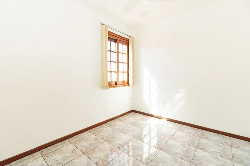 Cobertura com 3 quartos à venda, 214m2 em Passo da Areia, Porto Alegre - RS - imagem 7 Foto 7 de Cobertura com 3 quartos à venda, 214m2 em Passo da Areia, Porto Alegre - RS