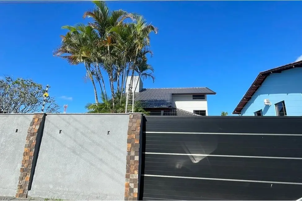 Casa com 3 quartos à venda, 322m2 em Dom Bosco, Itajai - SC - imagem 1 Foto 1 de Casa com 3 quartos à venda, 322m2 em Dom Bosco, Itajai - SC