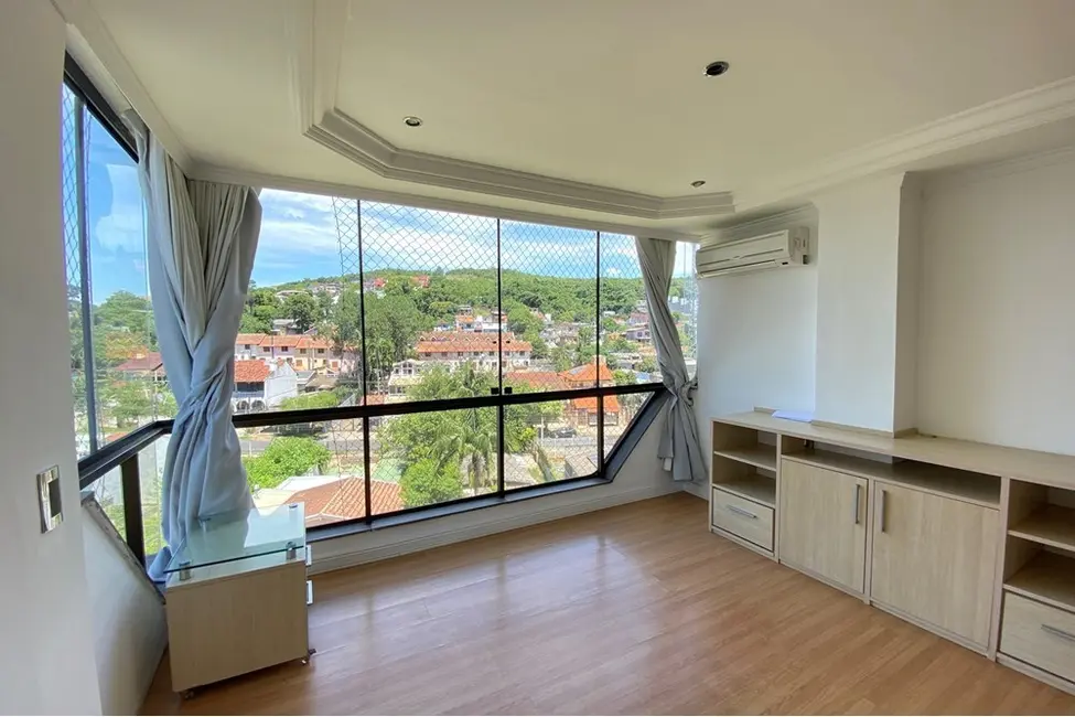 Foto 2 de Apartamento com 2 quartos à venda, 89m2 em Tristeza, Porto Alegre - RS