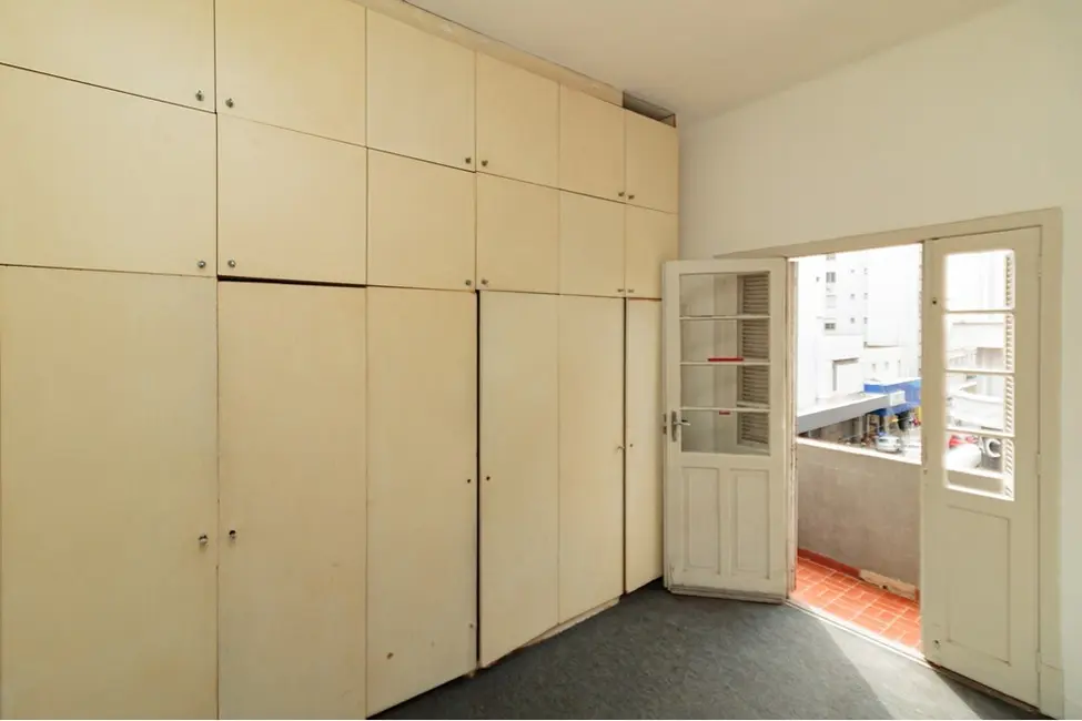 Apartamento com 2 quartos à venda, 50m2 em Centro Histórico, Porto Alegre - RS - imagem 7 Foto 7 de Apartamento com 2 quartos à venda, 50m2 em Centro Histórico, Porto Alegre - RS