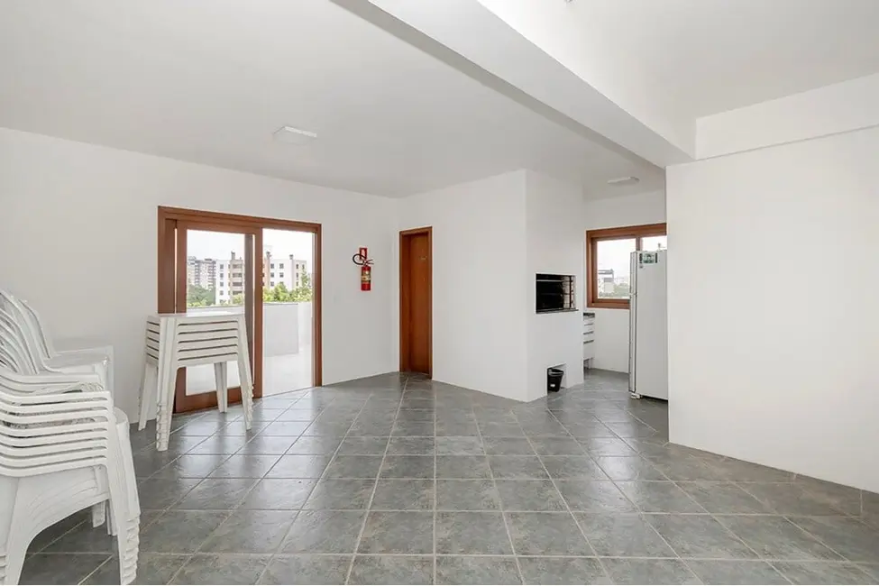 Foto 2 de Apartamento com 3 quartos à venda, 124m2 em Jardim Itu, Porto Alegre - RS