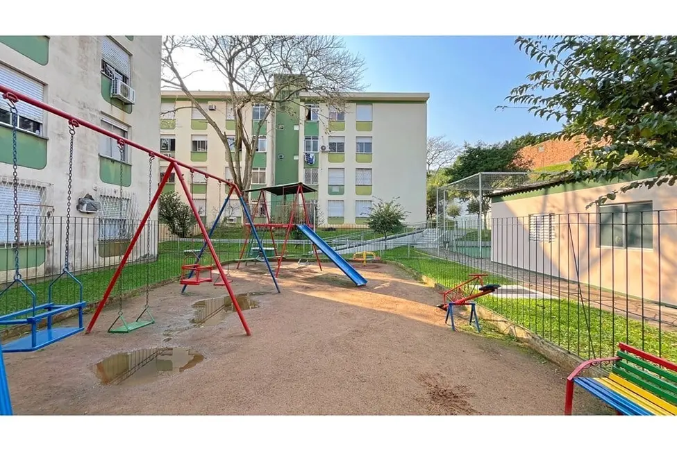 Foto 4 de Apartamento com 2 quartos à venda, 48m2 em Vila Nova, Porto Alegre - RS