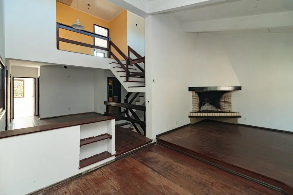 Foto 1 de Casa com 4 quartos à venda, 278m2 em Teresópolis, Porto Alegre - RS