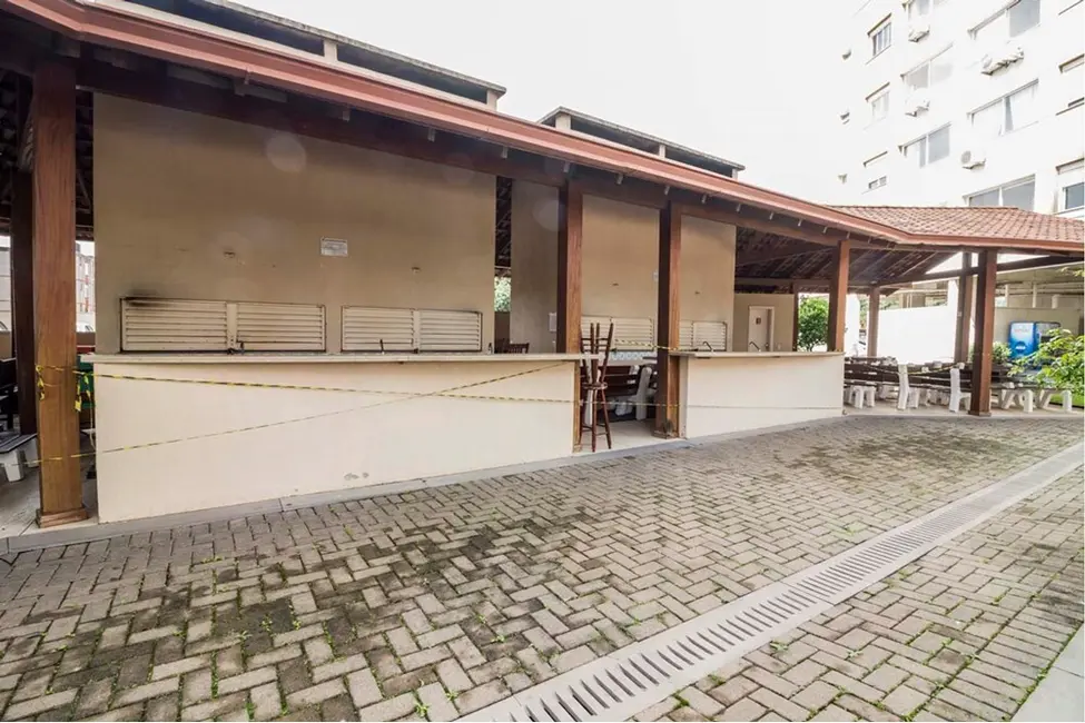 Apartamento com 3 quartos à venda, 69m2 em Vila Ipiranga, Porto Alegre - RS - imagem 8 Foto 8 de Apartamento com 3 quartos à venda, 69m2 em Vila Ipiranga, Porto Alegre - RS