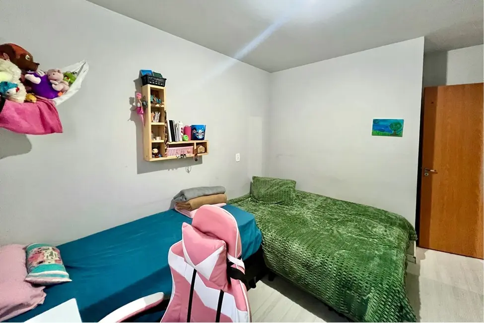 Foto 2 de Apartamento com 2 quartos à venda, 48m2 em Olaria, Canoas - RS