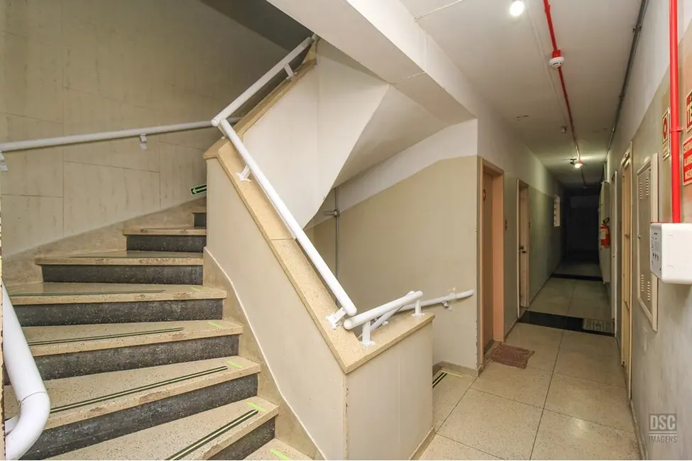 Foto 6 de Apartamento com 1 quarto à venda, 26m2 em Santana, Porto Alegre - RS