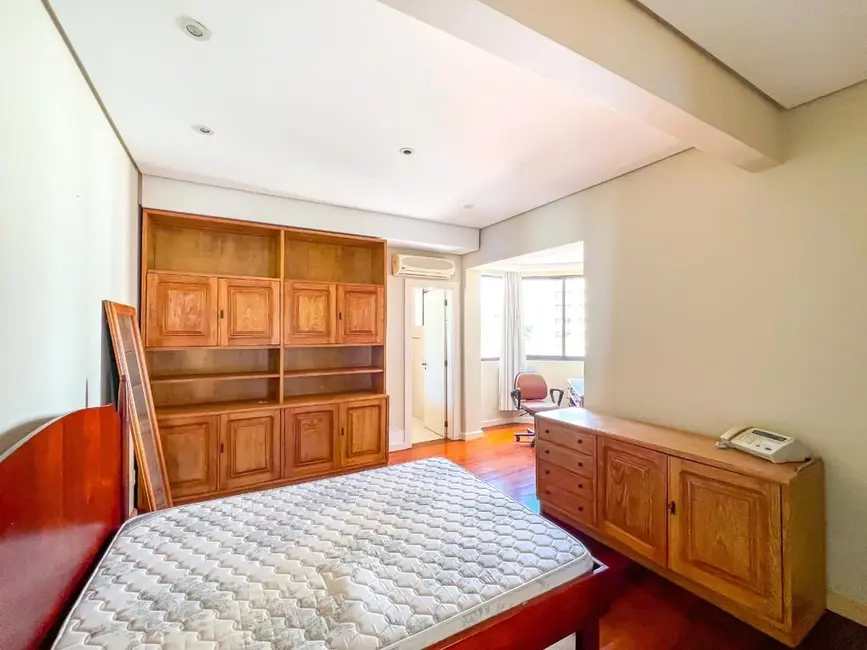 Foto 7 de Apartamento com 4 quartos à venda, 312m2 em Petrópolis, Porto Alegre - RS